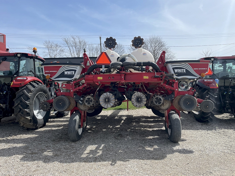 2014 Massey Ferguson 9182 Planter