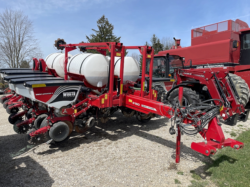 2014 Massey Ferguson 9182 Planter