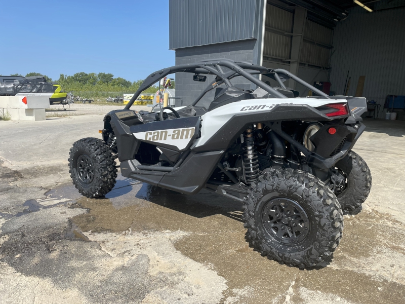 2024 Can-Am 7XRF Side by Side