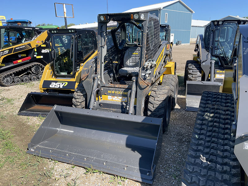 2021 New Holland L318 Skid Steer Loader