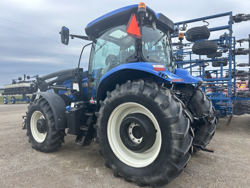 2017 New Holland T6.145 PLUS Tractor