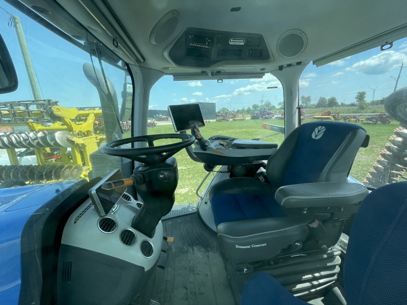 2021 New Holland T8.320 Tractor