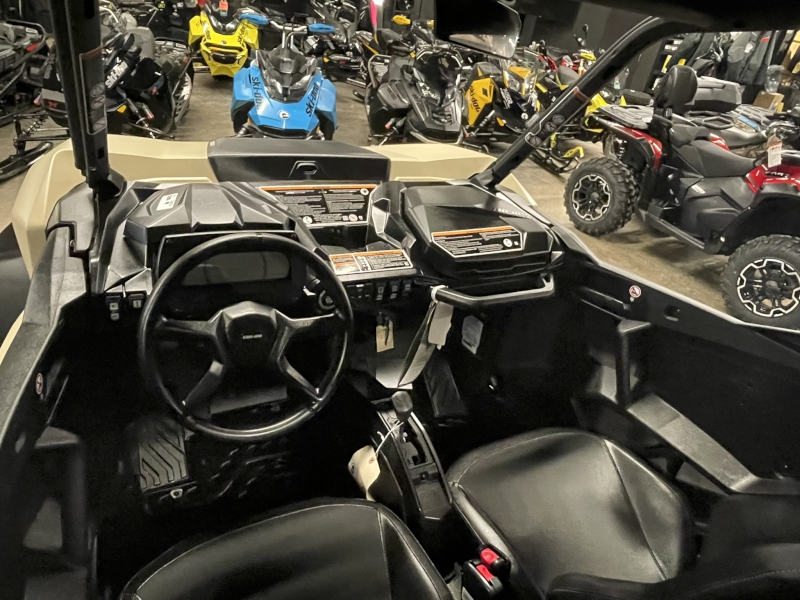 2024 Can-Am 6YRA Side by Side