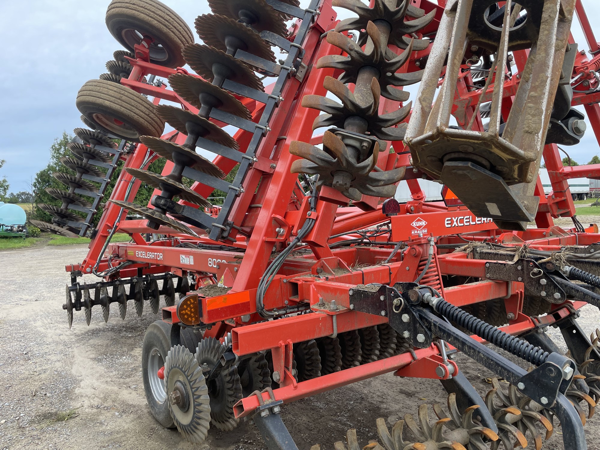 2016 Kuhn 8000-30 Vertical Tillage