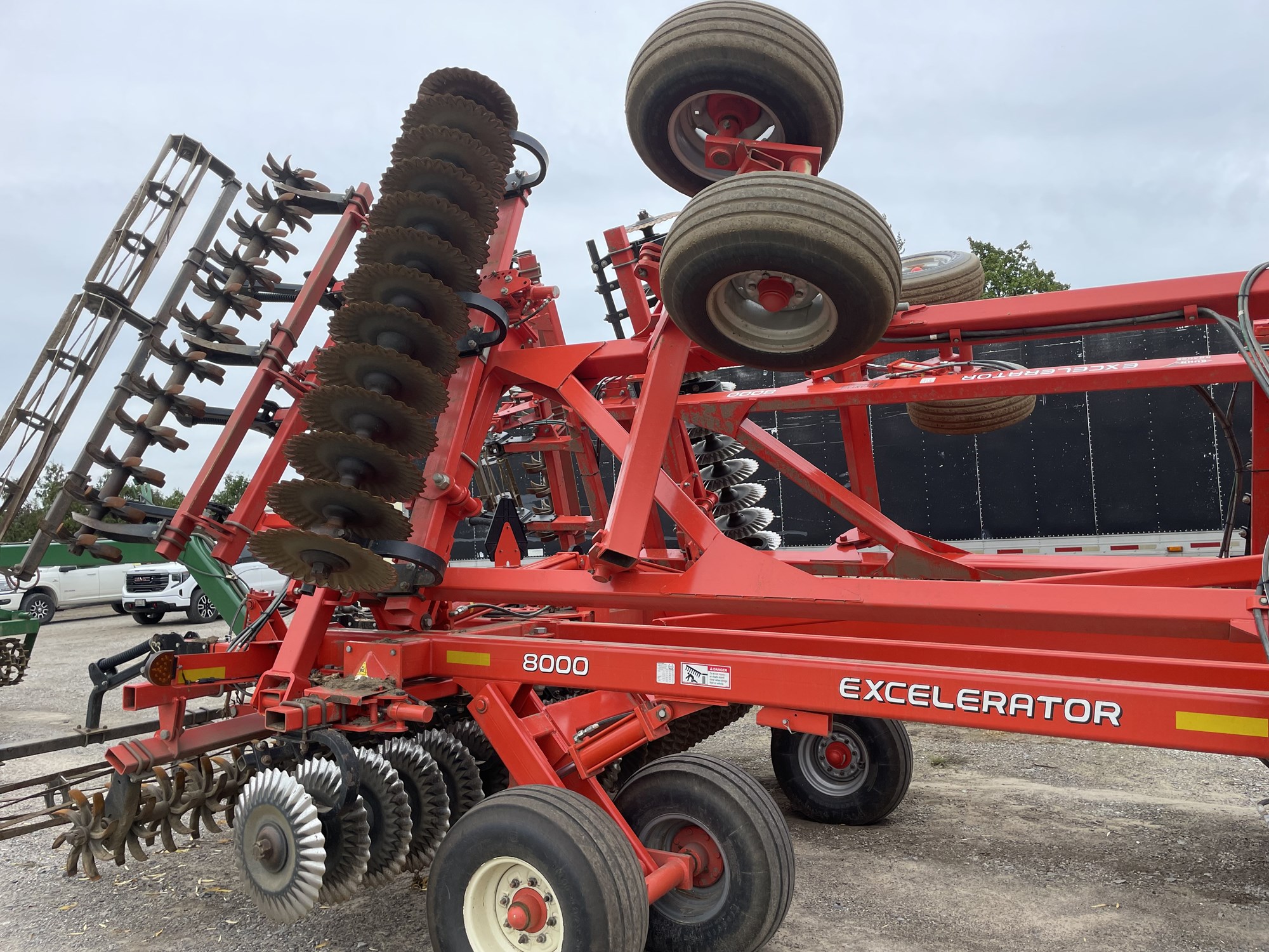 2016 Kuhn 8000-30 Vertical Tillage