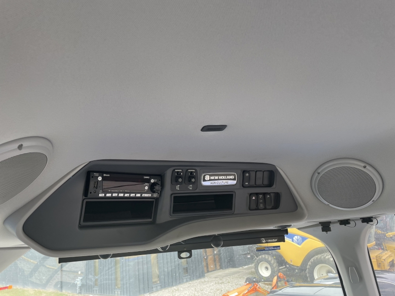 2025 New Holland T8.385  PLMI Tractor