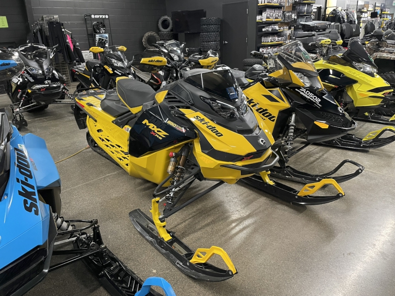 2024 Ski-Doo XRS 850 Snowmobile