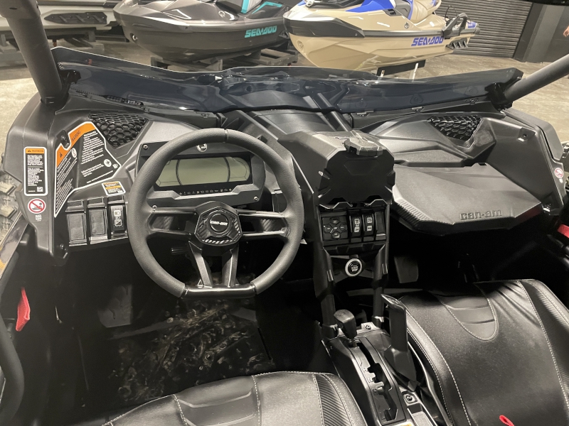 2025 Can-Am 7TSF Side by Side