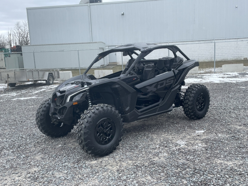 2025 Can-Am 7SSN Side by Side