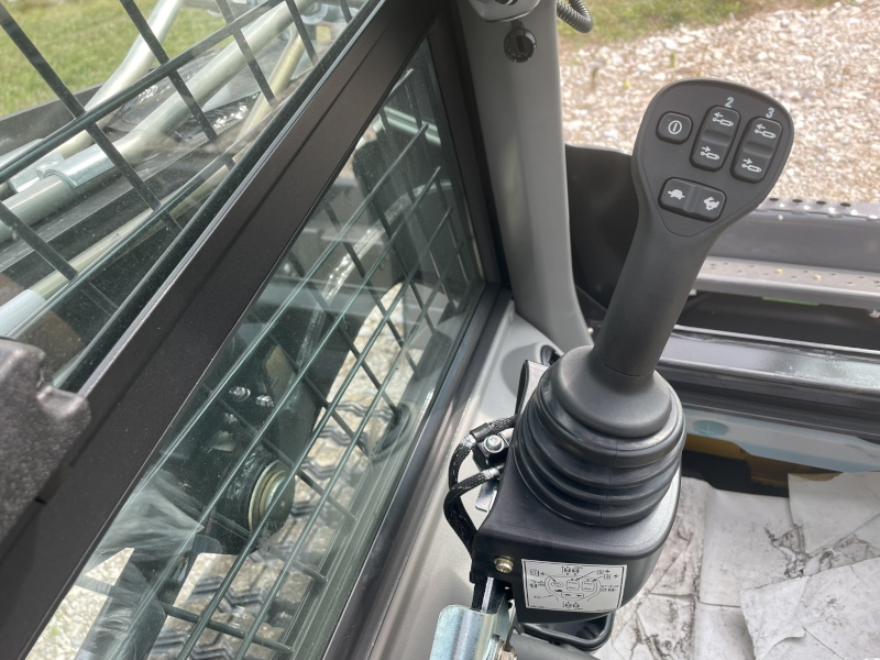 2025 New Holland C327 T4F Compact Track Loader