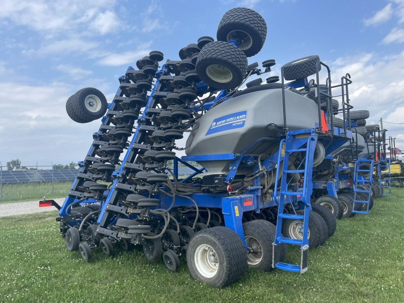 2024 New Holland P2185 40FT 7 Air Drill