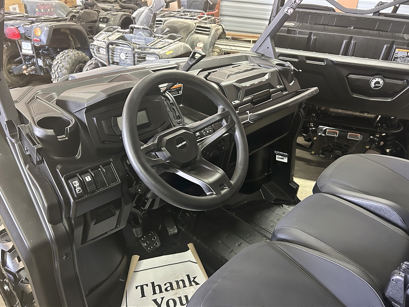 2025 Can-Am 7ESB Side by Side