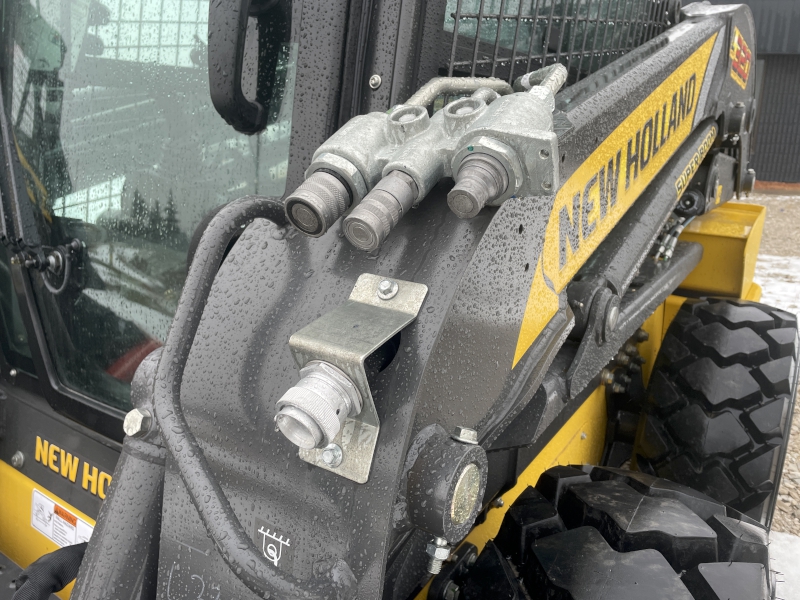 2026 New Holland L320 RG-NA Skid Steer Loader