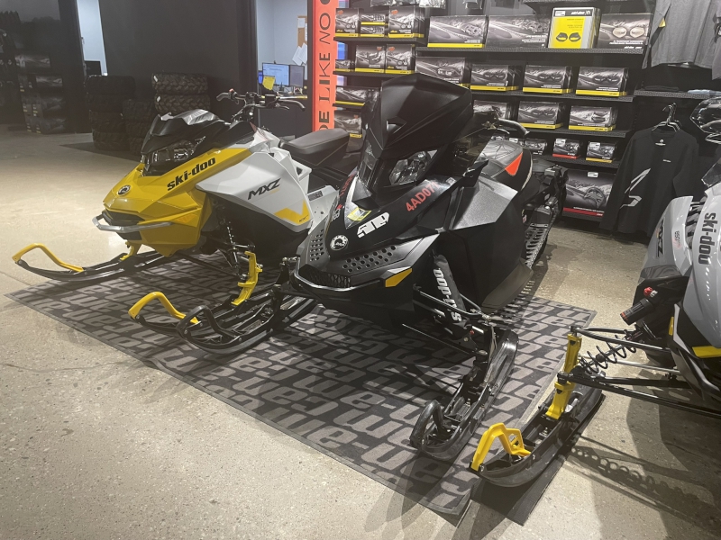 2012 Ski-Doo MXZ X 800 Snowmobile