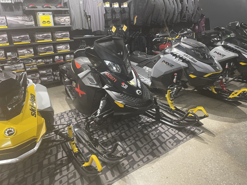 2012 Ski-Doo MXZ X 800 Snowmobile
