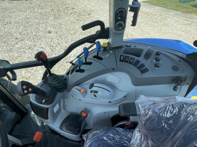 2026 New Holland POWERSTAR120 Tractor