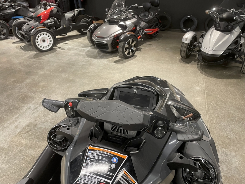 2022 Sea-Doo GTX Water Craft