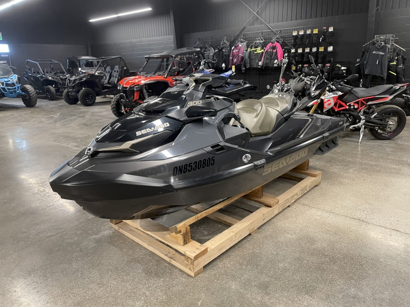 2022 Sea-Doo GTX Water Craft