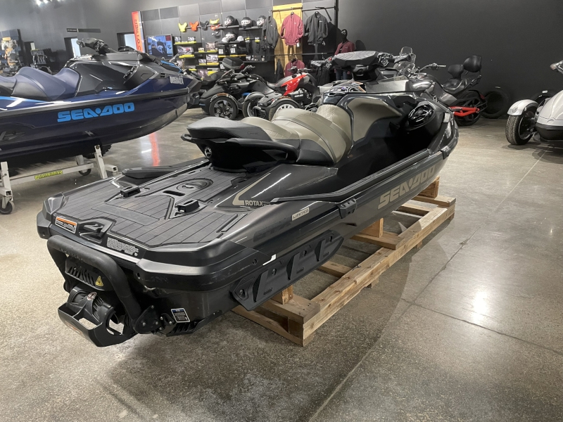 2022 Sea-Doo GTX Water Craft
