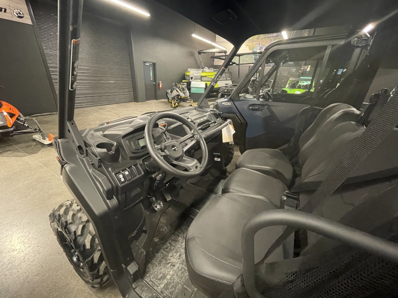 2025 Can-Am 8MSH Side by Side