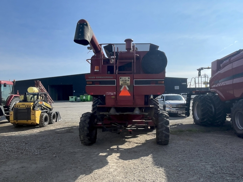 1989 Case IH 1660 Combine