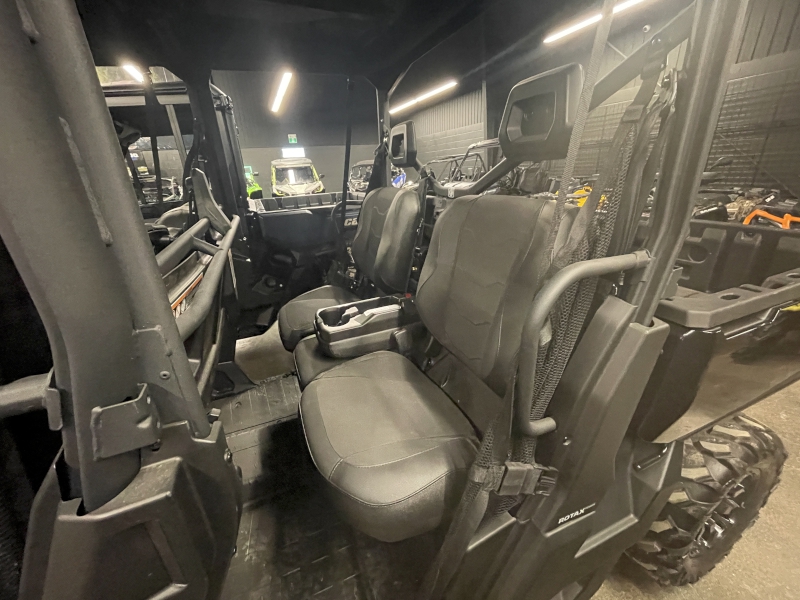 2025 Can-Am 8MSH Side by Side