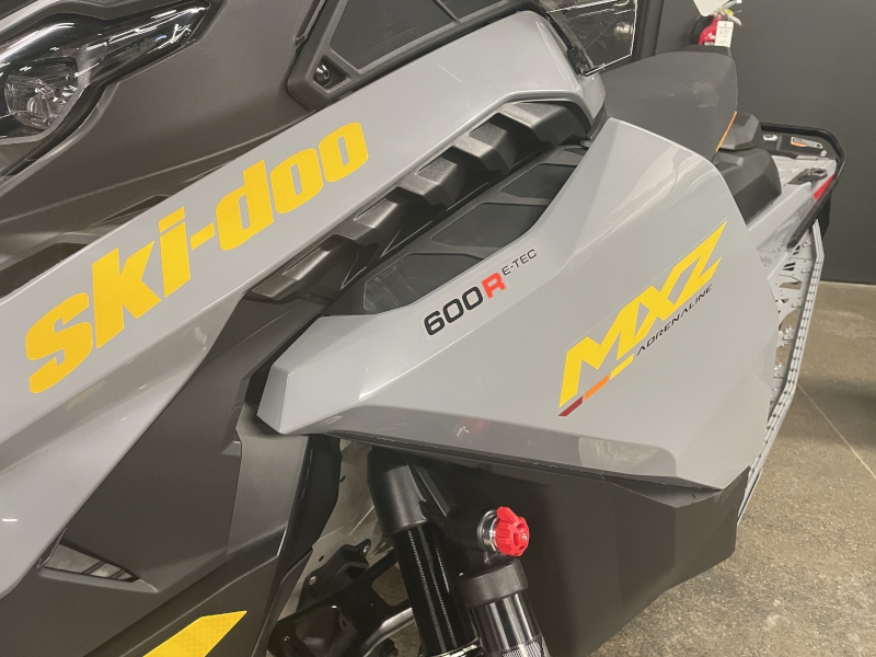 2026 Ski-Doo UETB Snowmobile