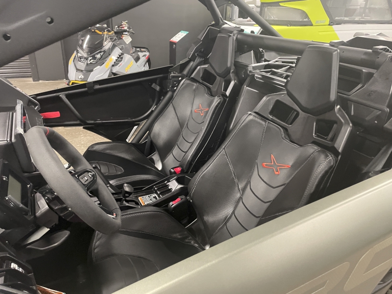 2026 Can-Am 7KTM Side by Side