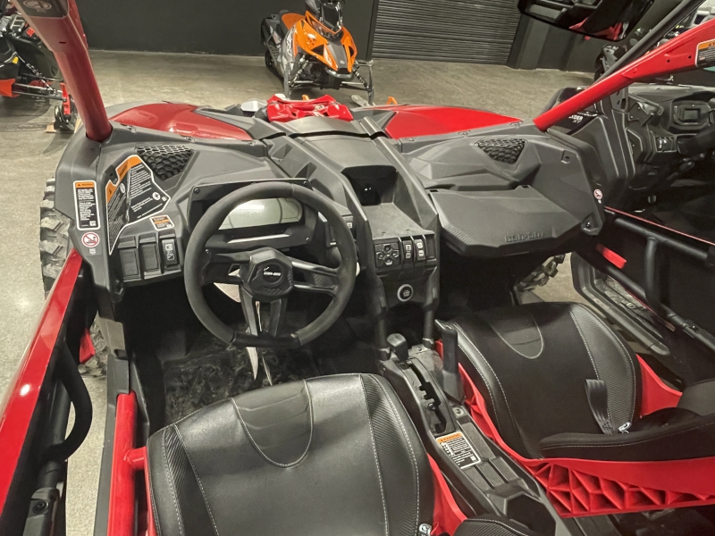 2025 Can-Am 7TSB Side by Side
