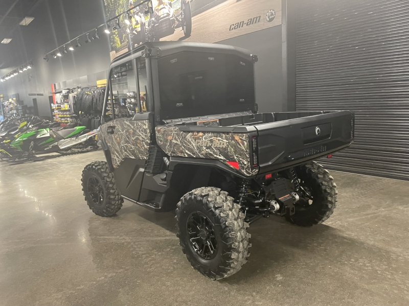 2026 Can-Am 8JTG Side by Side