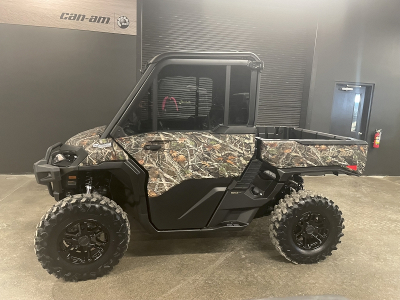 2026 Can-Am 8JTG Side by Side