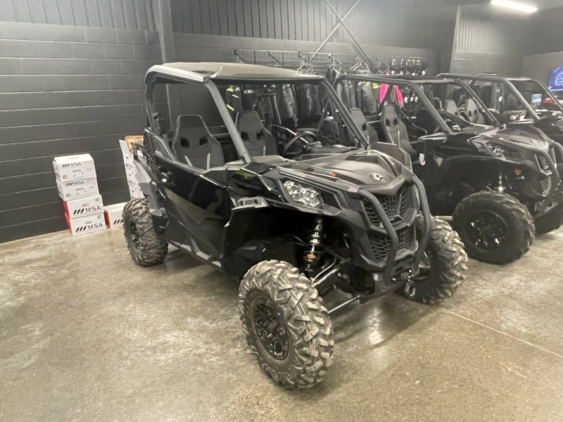 2025 Can-Am 9GSB Side by Side
