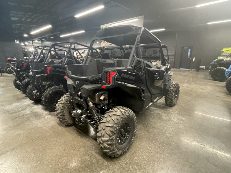 2025 Can-Am 9GSB Side by Side