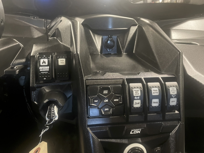 2022 Can-Am 9NNA Side by Side