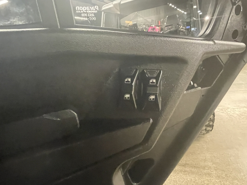 2026 Can-Am 8JTG Side by Side