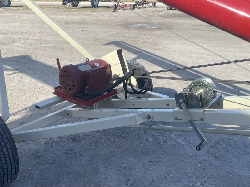 2021 Farm King 8/31 Grain Auger