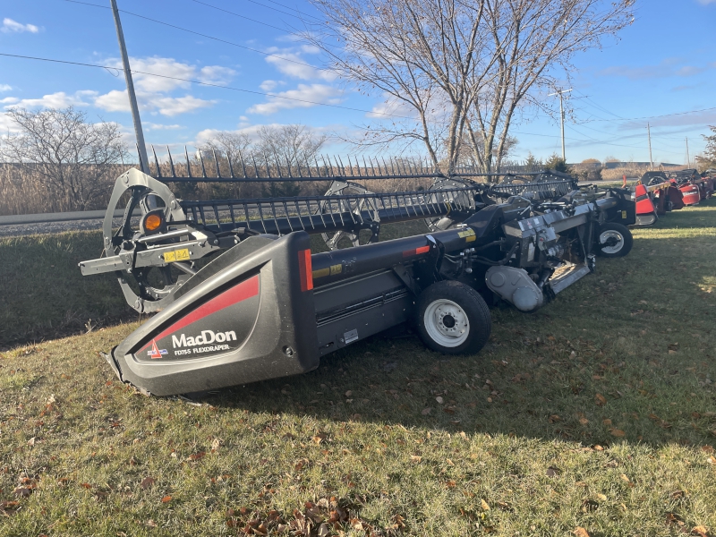 2017 MacDon FD75-35 Header Draper Flex