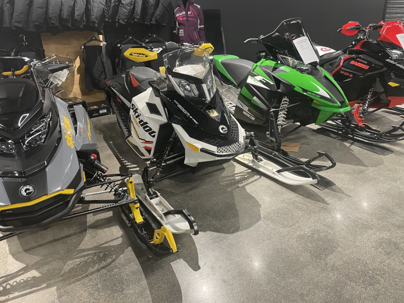 2012 Ski-Doo MXZ X 800 Snowmobile