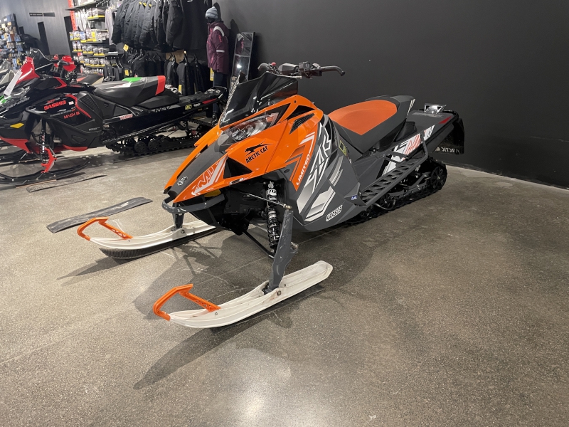 2022 Arctic Cat LIMITED Snowmobile