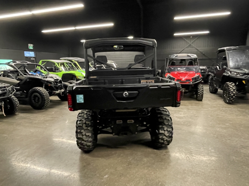 2023 Can-Am XT HD Side by Side