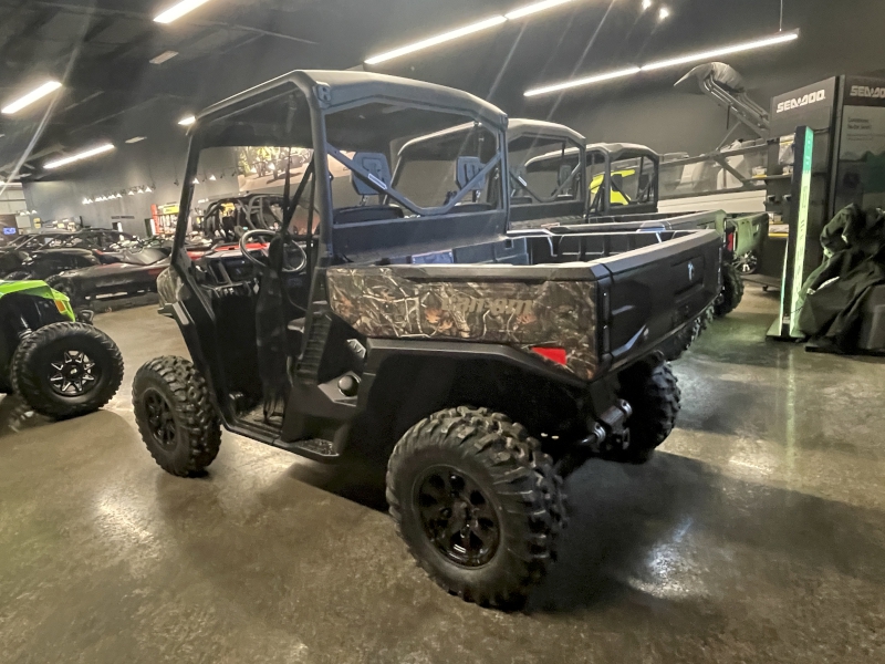2026 Can-Am 8CTH Side by Side