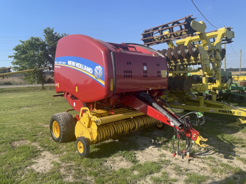 2016 New Holland RB450 Baler/Round