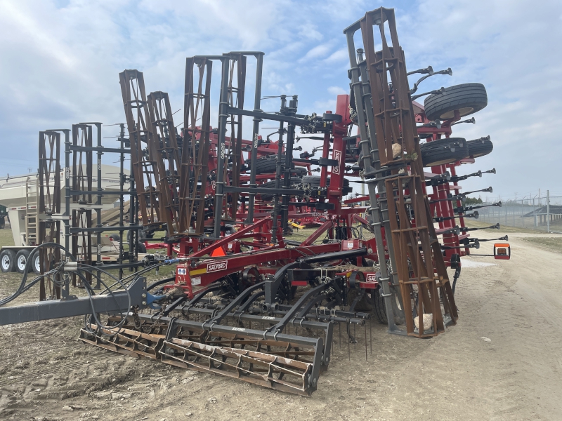 2025 Salford 550-40 Field Cultivator