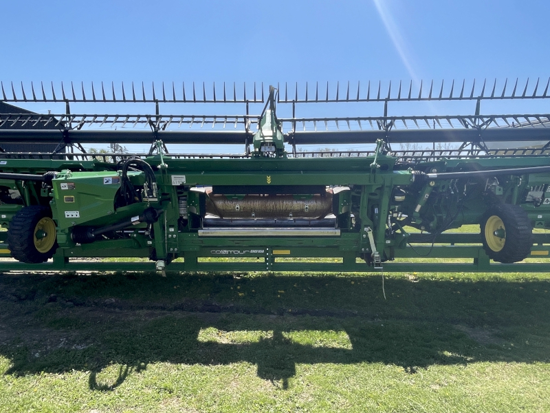 2022 John Deere X9 1000 Combine