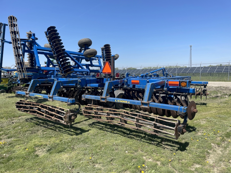 2011 Landoll 7410-14 Vertical Tillage