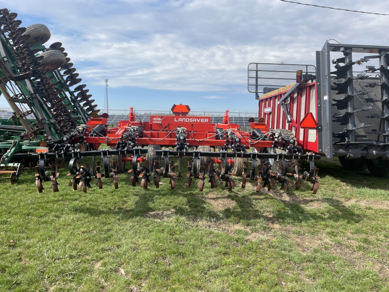 2016 Kuhn 4810-9 Disk Ripper