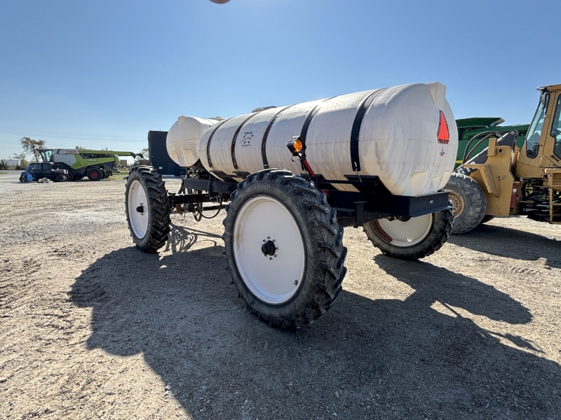 Yetter 2000.38/41 Applicator