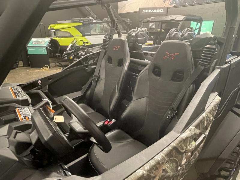 2026 Can-Am 6STA Side by Side