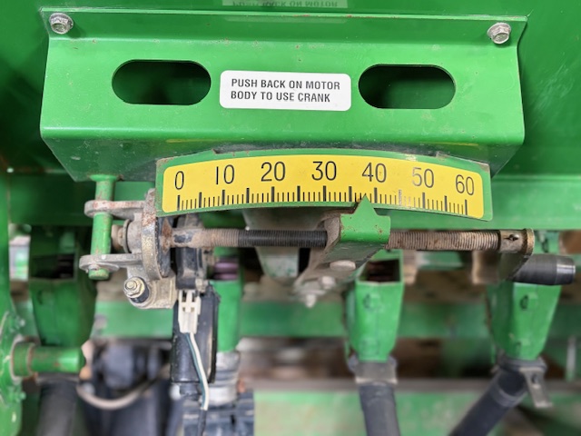 2002 John Deere 1560 Drill