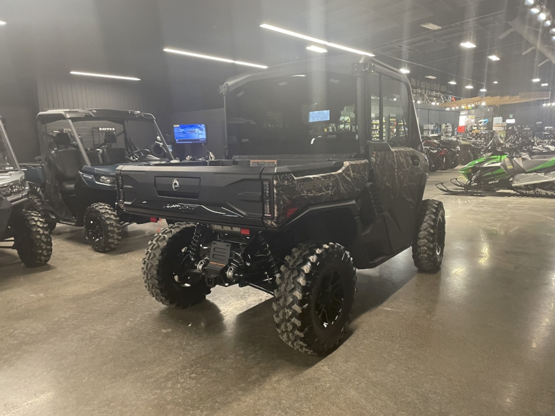2026 Can-Am 8JTG Side by Side